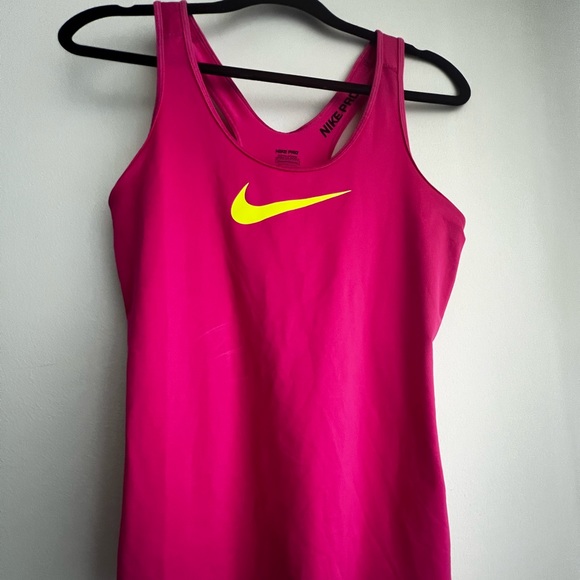 NIKE PRO Dry-Fit‎ Tank M Pink - Picture 1 of 5
